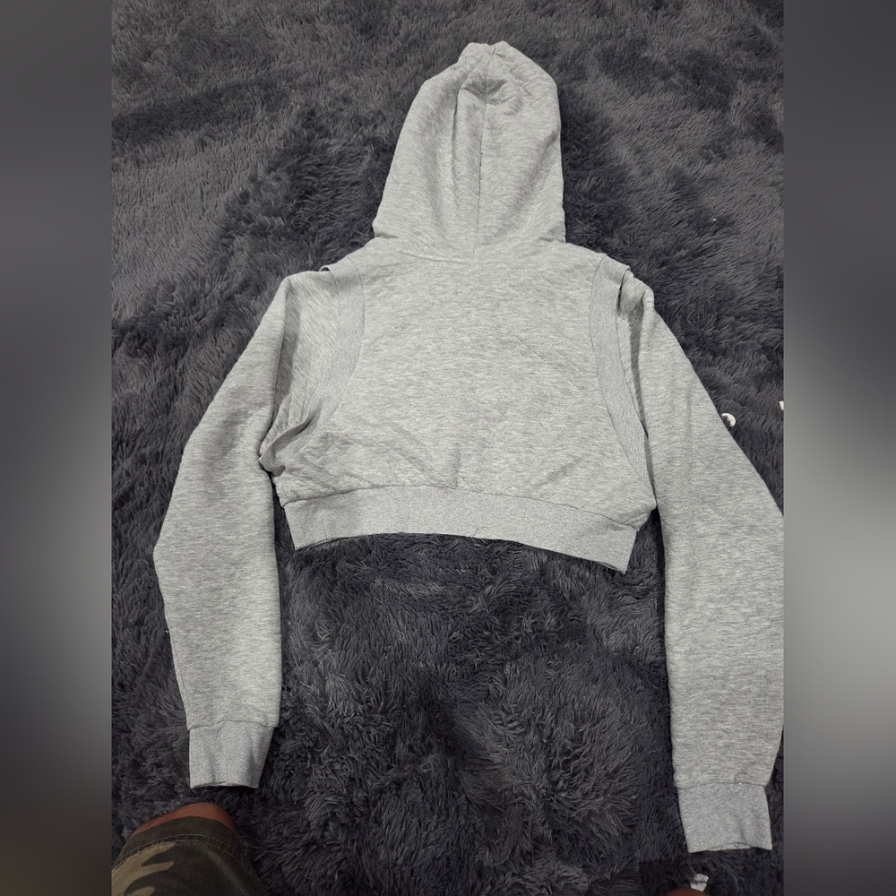 Alo Yoga Quilted Cropped Arena Hoodie  Size Xs Silver - Picture 3 of 3